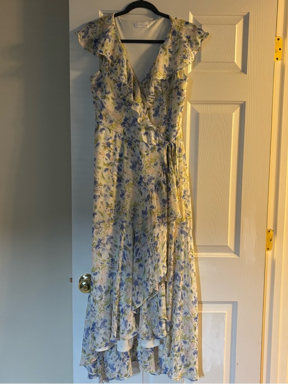 LC Lauren Conrad Watercolor Coquette Cottage Ruffle Wrap Maxi Dress Size Medium